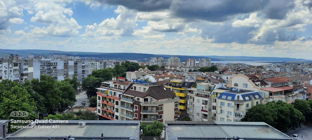 Синьо Лято Varna Buitenkant foto