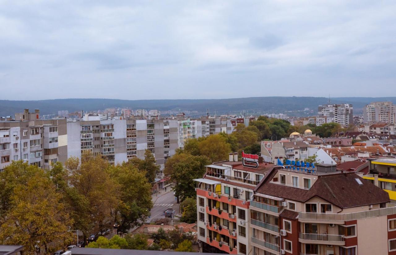 Синьо Лято Varna Buitenkant foto