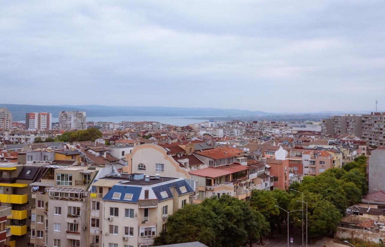 Синьо Лято Varna Buitenkant foto